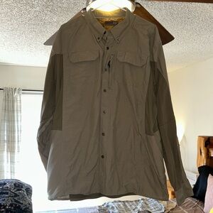 Wrangler proformance button down size Xl lightly worn